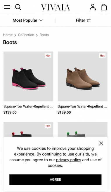 VivaiaのUIのスクリーンショット。メニューは2本の横線で表されている。